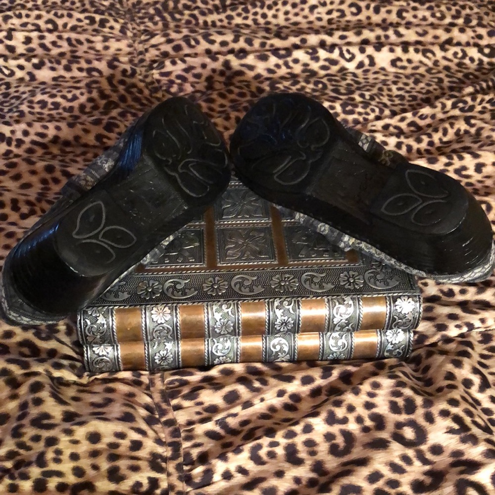 BOC Born Striped Pattern Fabric Clogs Mules Shoes - Picture 8 of 9